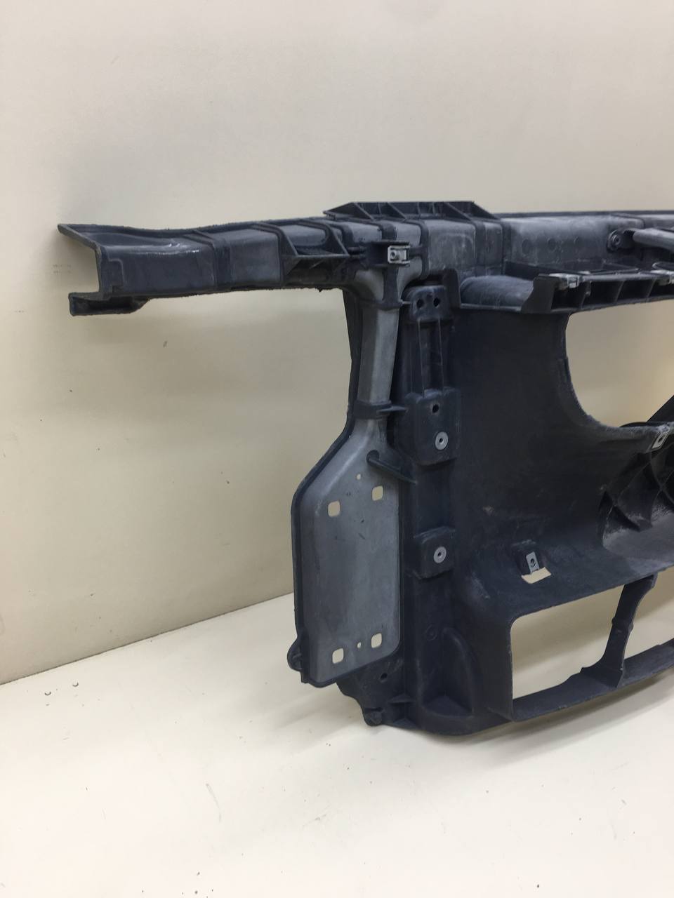 Панель передняя BMW 1-series E87/E81 2004-2011