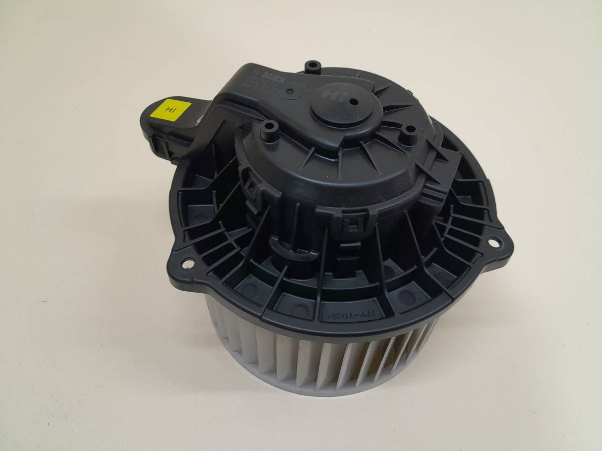 Моторчик отопителя Genesis G70 2017-2022