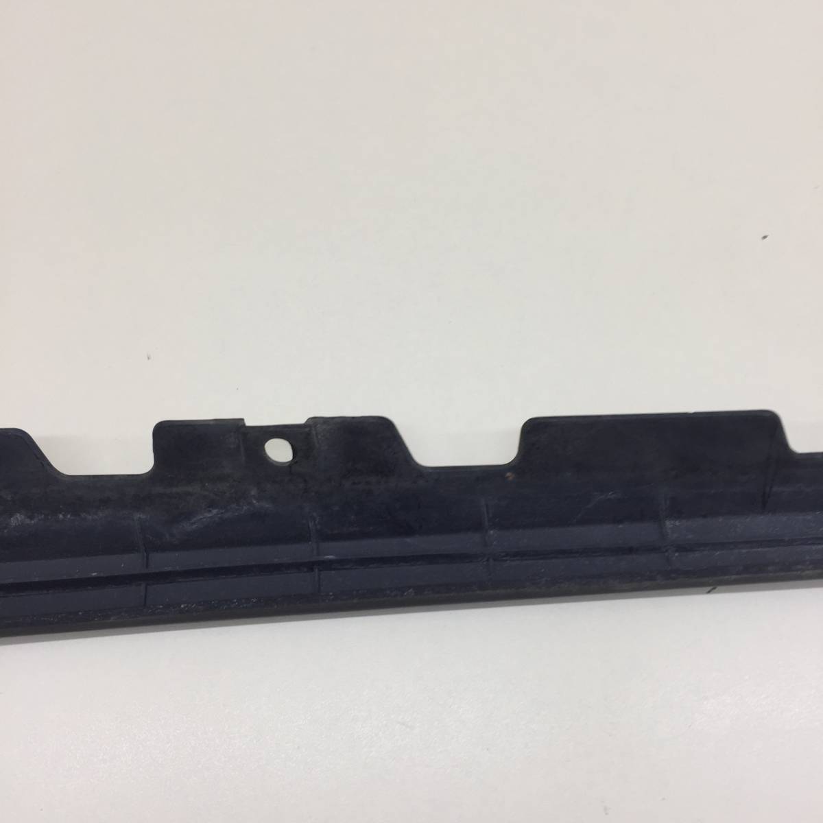 Молдинг лобового стекла Fiat Albea 2002-2012