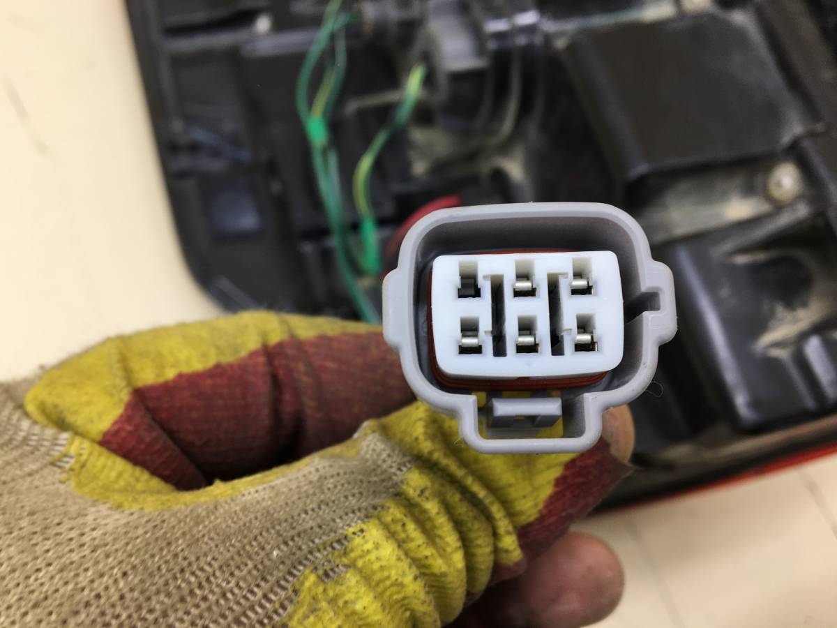 Фонарь задний правый Mitsubishi L200 5 (KK/KL) 2015>