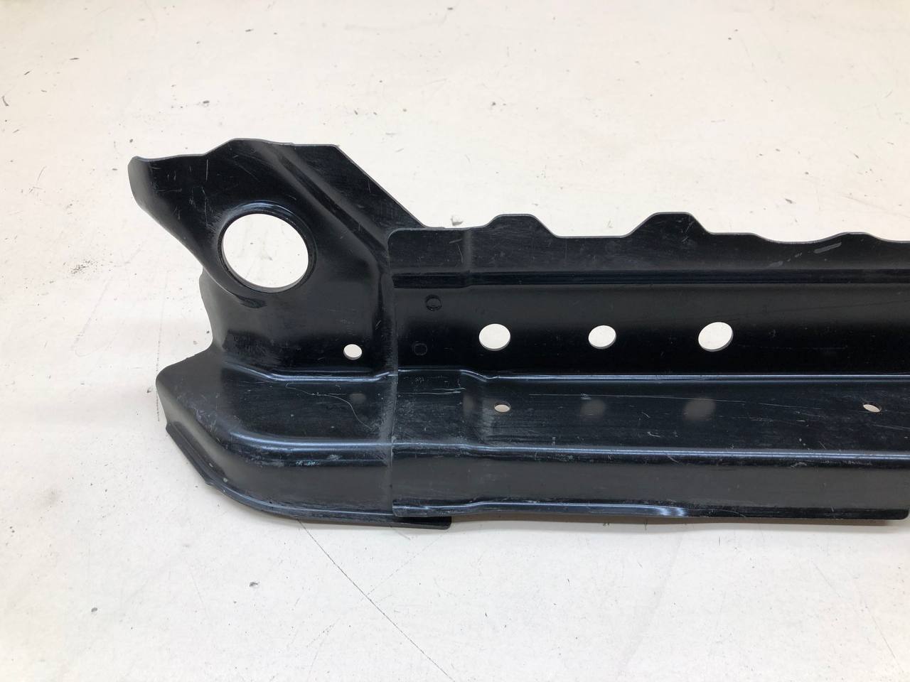 Балка подрадиаторная Subaru B9 Tribeca (WX/W10) 2004-2008