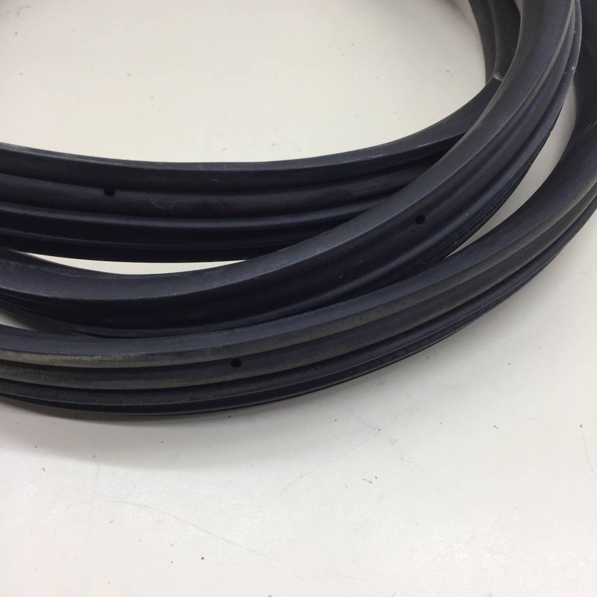 Уплотнитель проема двери задней правой Lada X-RAY 2016>