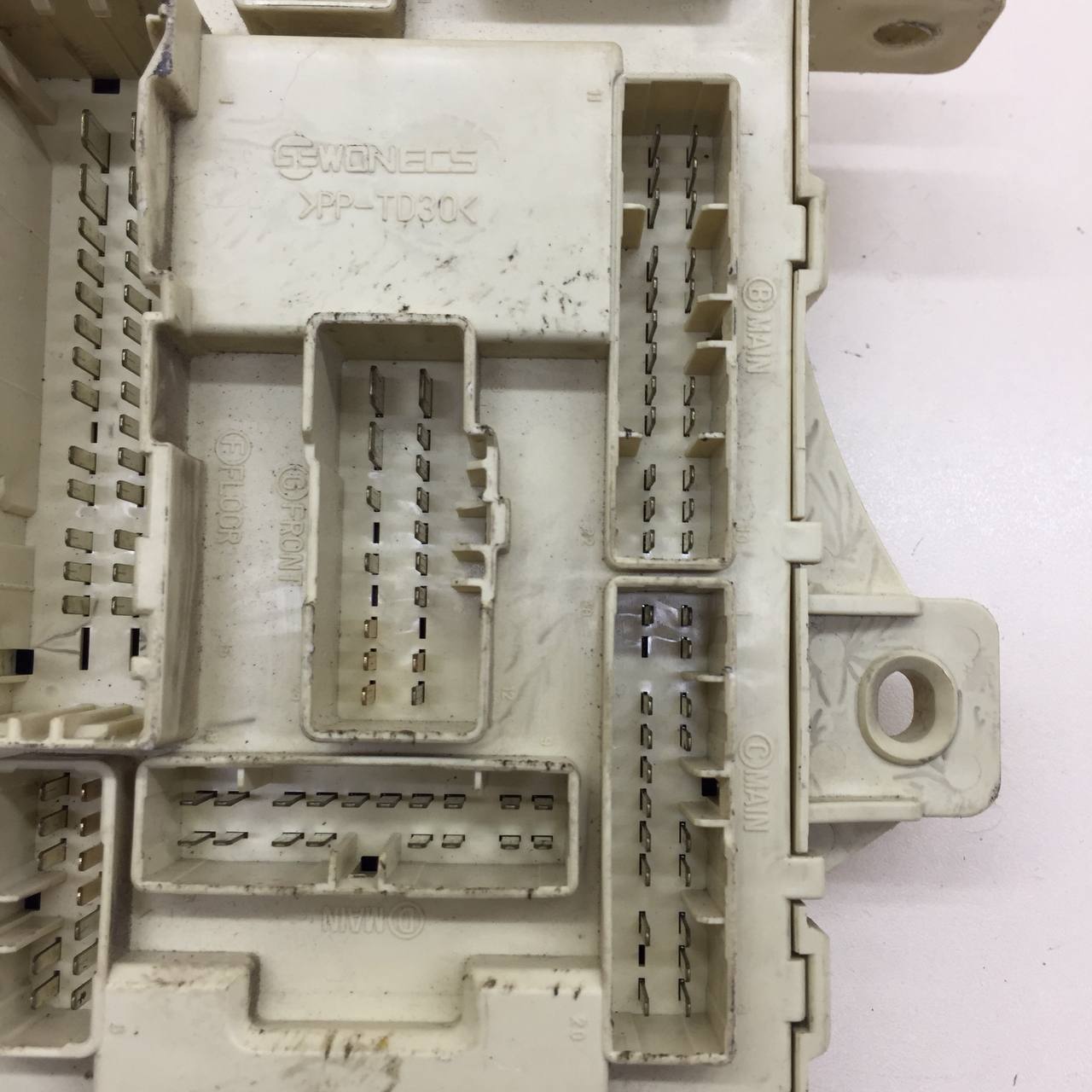 Блок предохранителей Kia Cerato (TD) 2009-2013