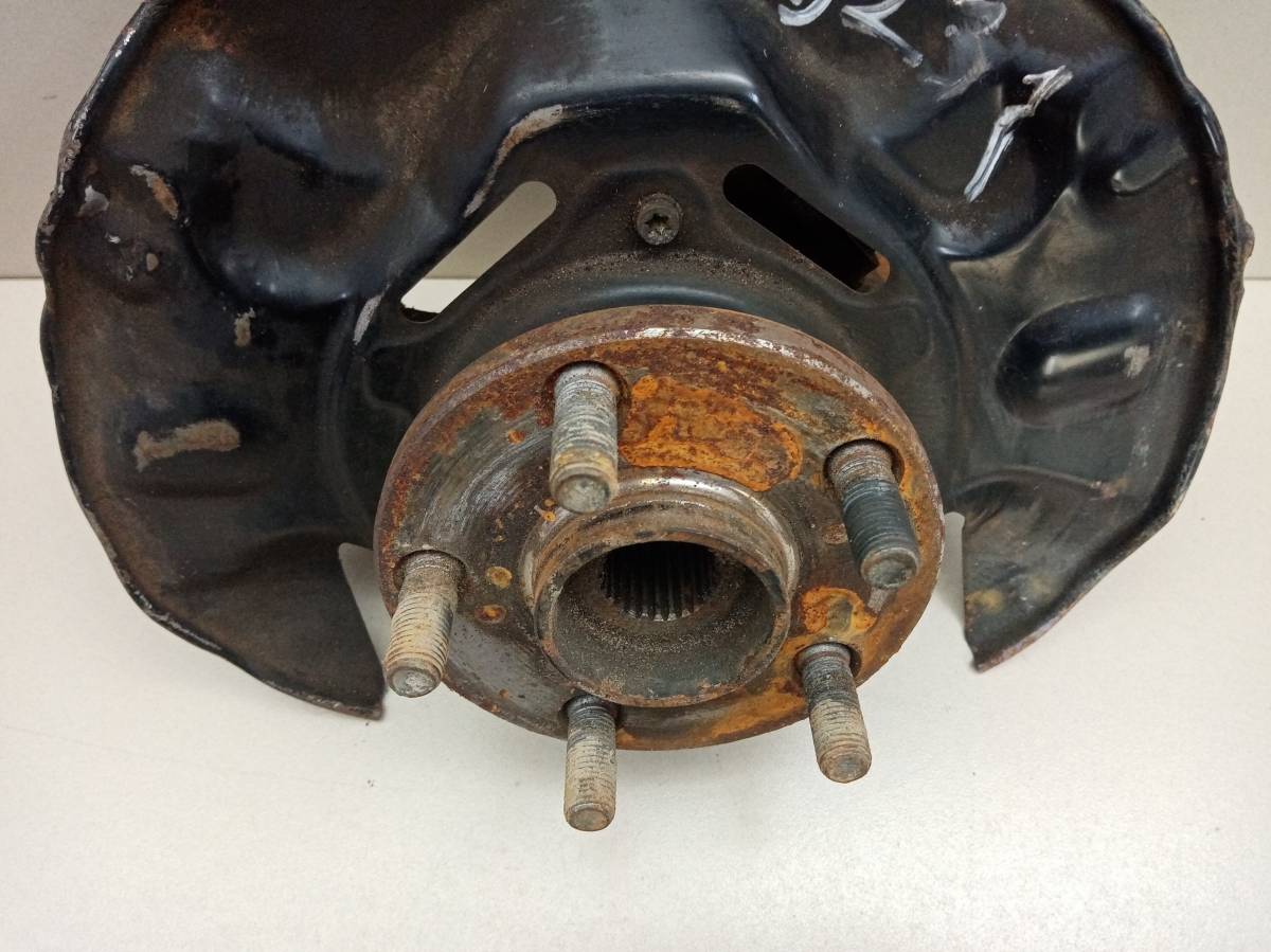 Кулак поворотный передний правый Toyota Allion (T240) 2001-2007