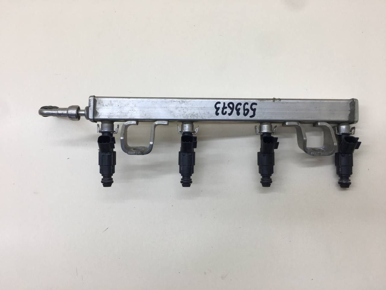 Рейка топливная (рампа) Ford Focus 2 (DA) 2005-2008