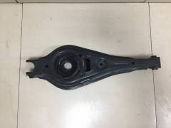 Рычаг задний нижний левый Geely Atlas 2016-2022