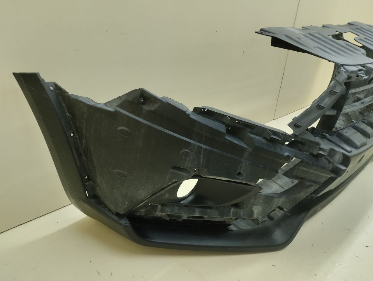 Бампер передний Lada Vesta SW Cross 2017>