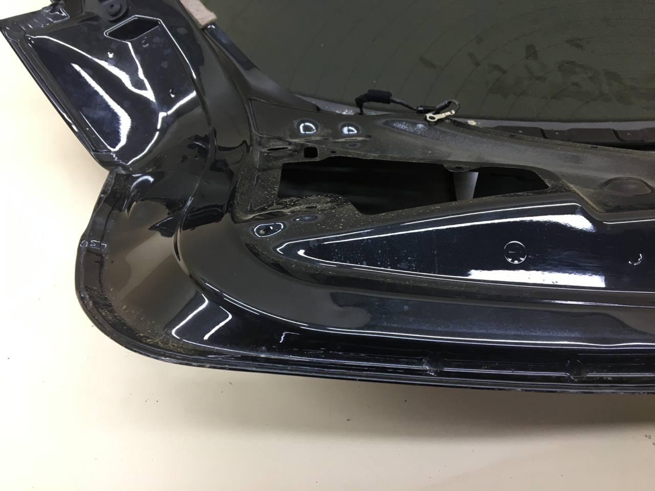 Дверь багажника со стеклом BMW 1-series F20/F21 2011>