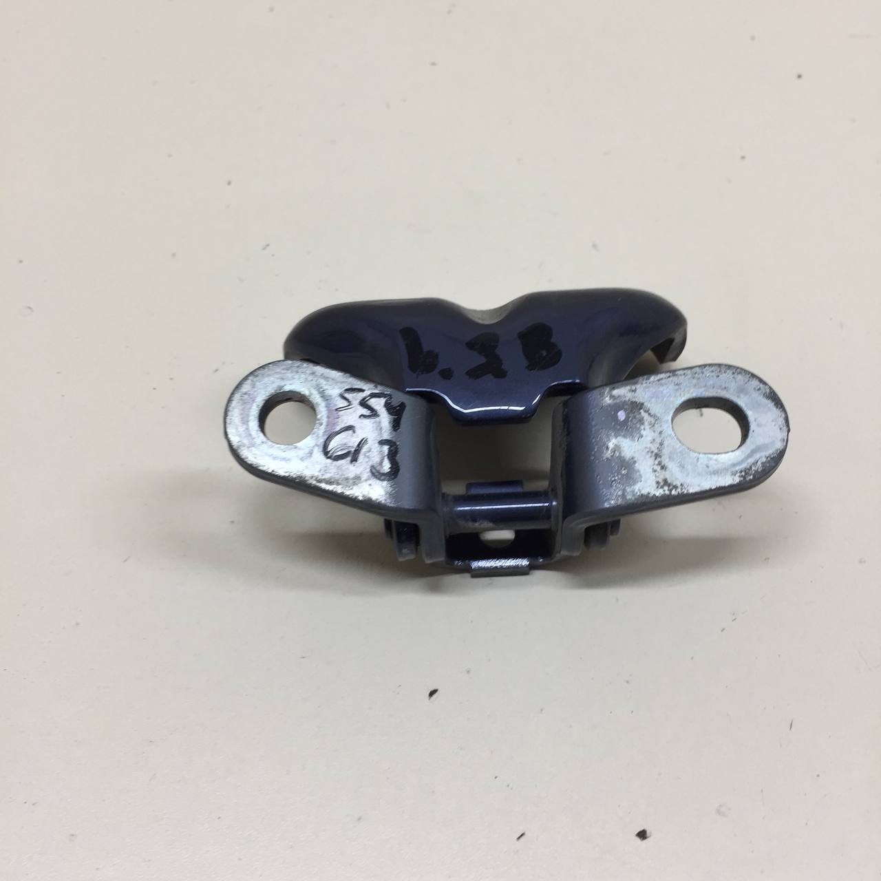 Петля двери задней левой верхняя Kia Ceed (JD) 2012-2018