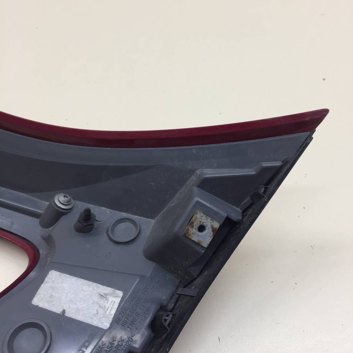 Фонарь задний внутренний левый Honda Civic 5D 2012>