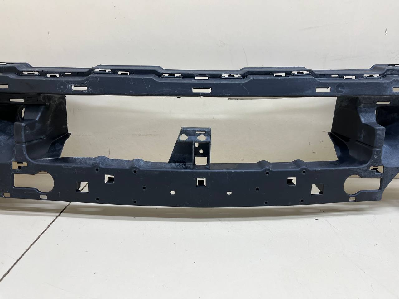 Кронштейн переднего бампера Mercedes-Benz GLE Coupe (C292)  2015-2019