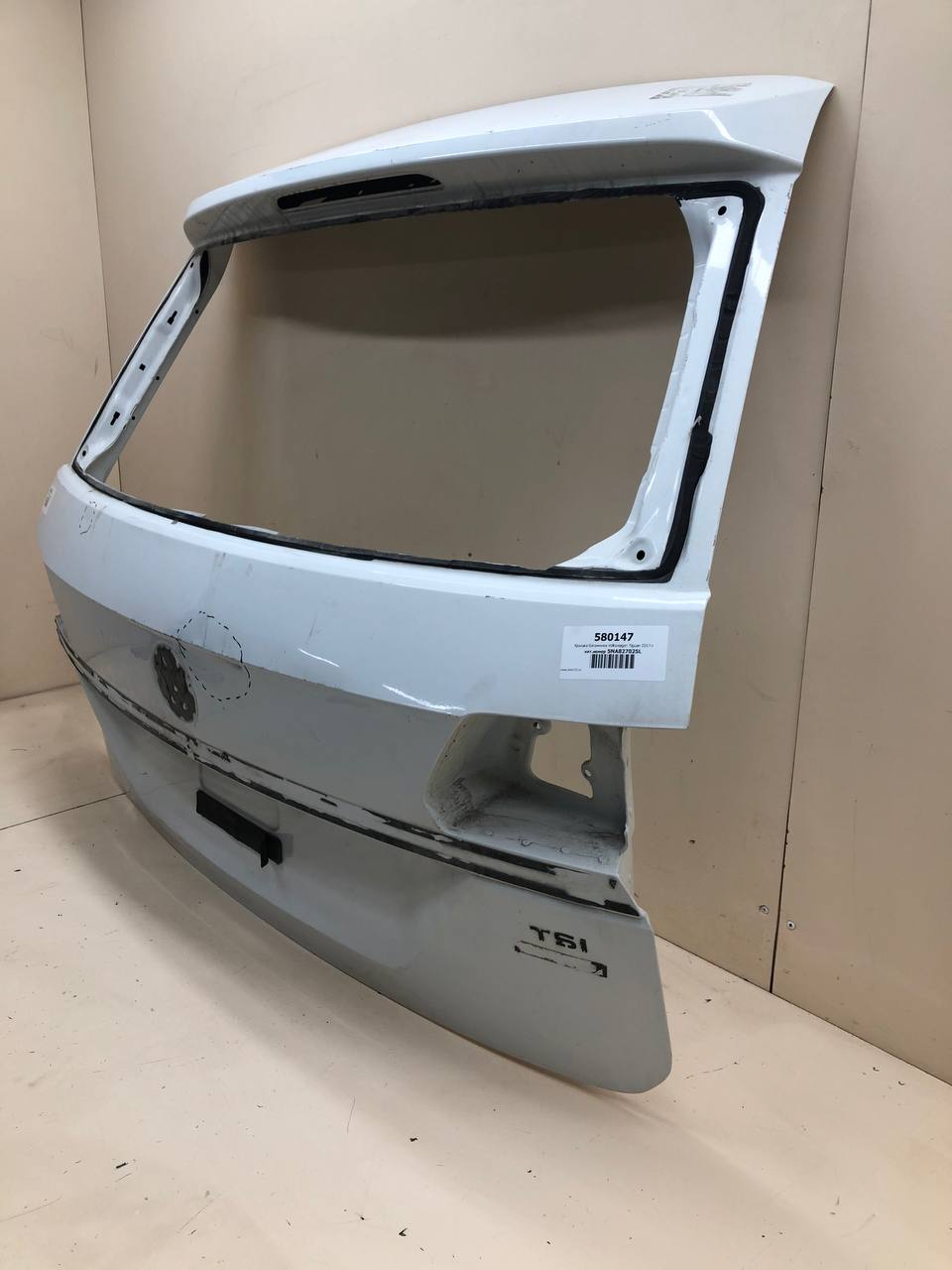 Крышка багажника Volkswagen Taos 2020>