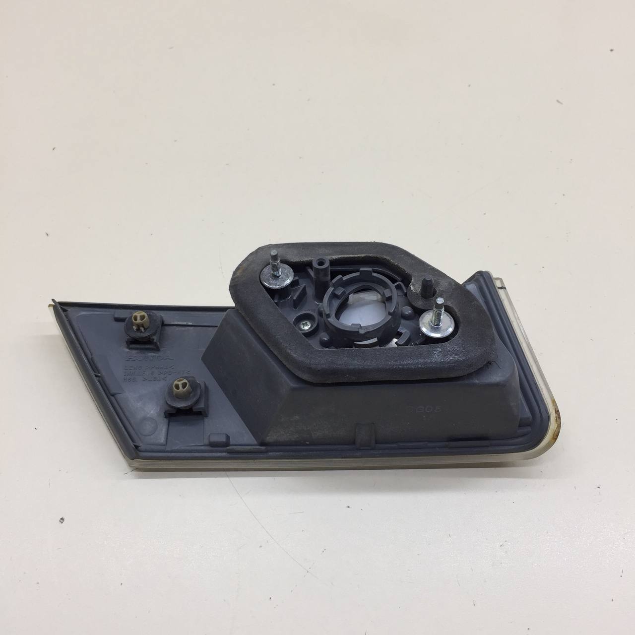 Фонарь задний внутренний правый Honda Civic 4D 2012>