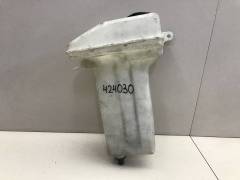 Бачок омывателя лобового стекла Toyota Ipsum (SXM10) 1996-2001