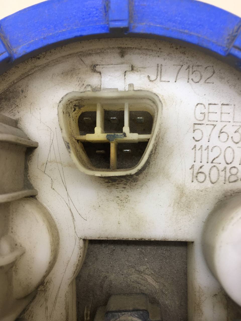 Насос топливный электрический Geely MK Cross 2011>