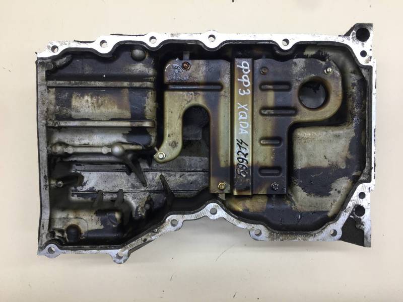 Поддон масляный двигателя Ford Focus 3 2011>