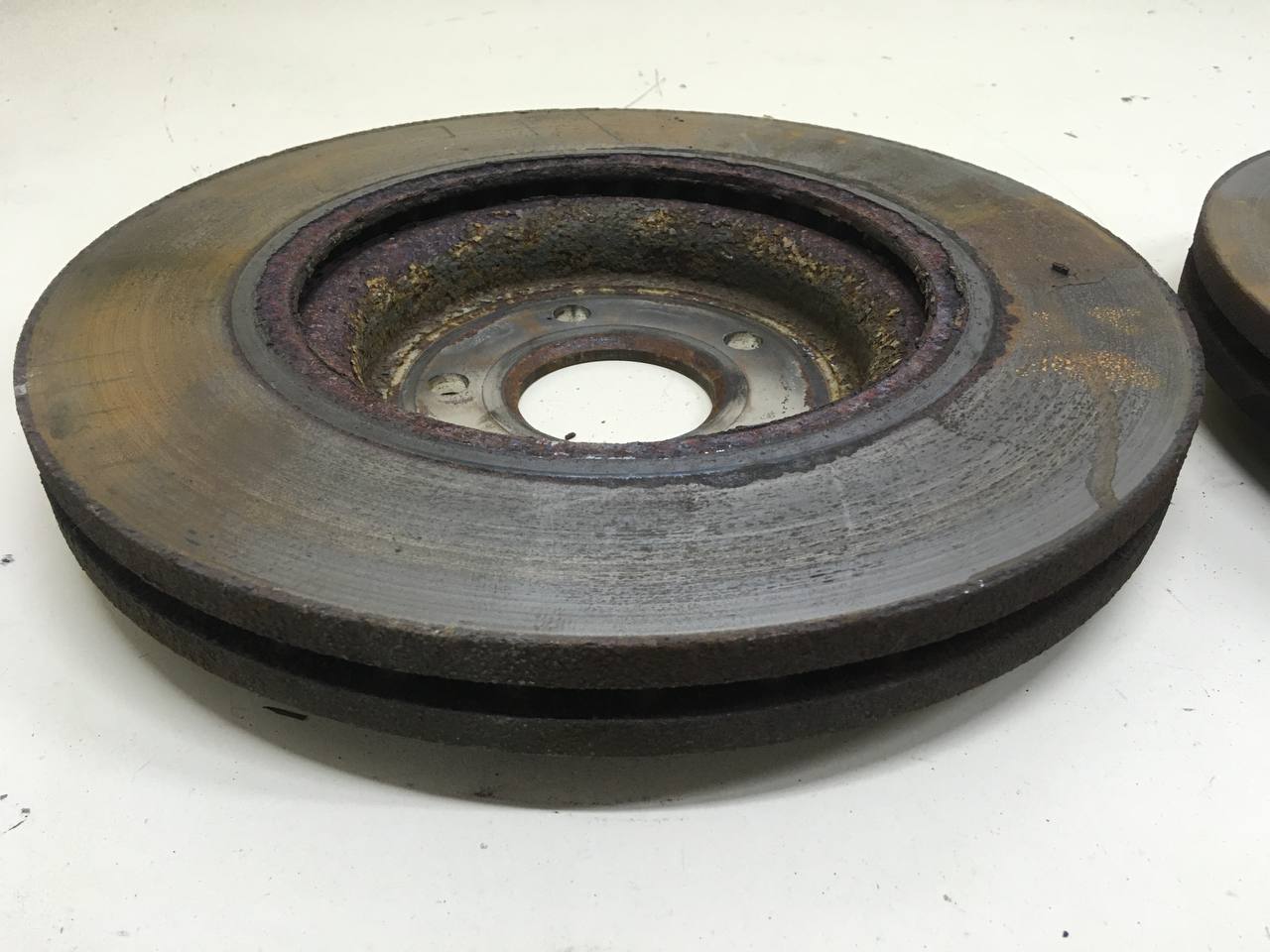 Диск тормозной передний Jaguar XE (760) 2014-2021