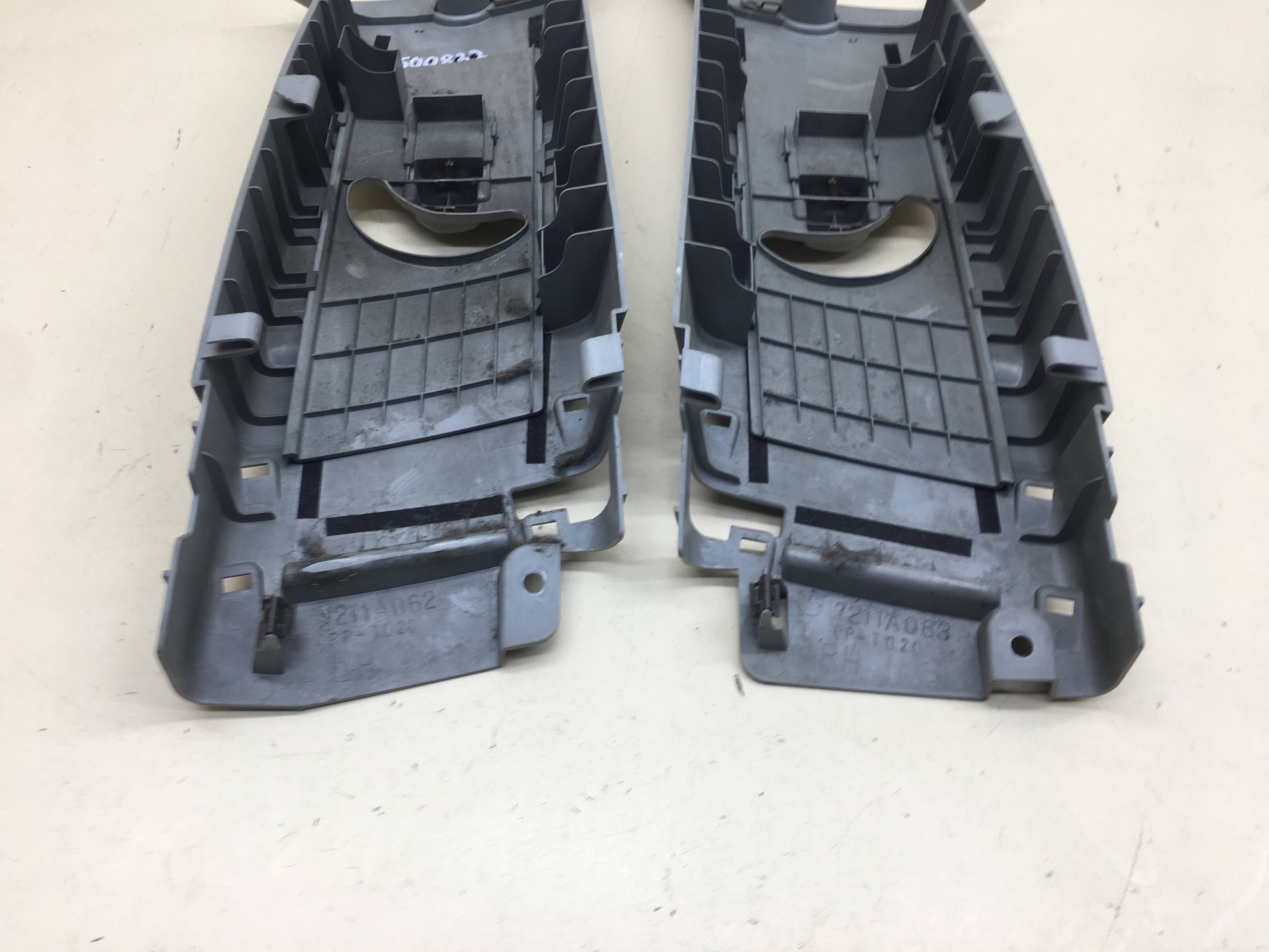 Обшивка стойки Mitsubishi Lancer X (CX, CY)  2007>