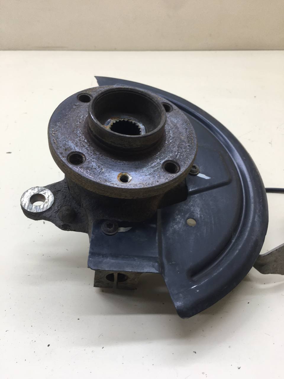 Кулак поворотный передний левый Lada X-RAY 2016>