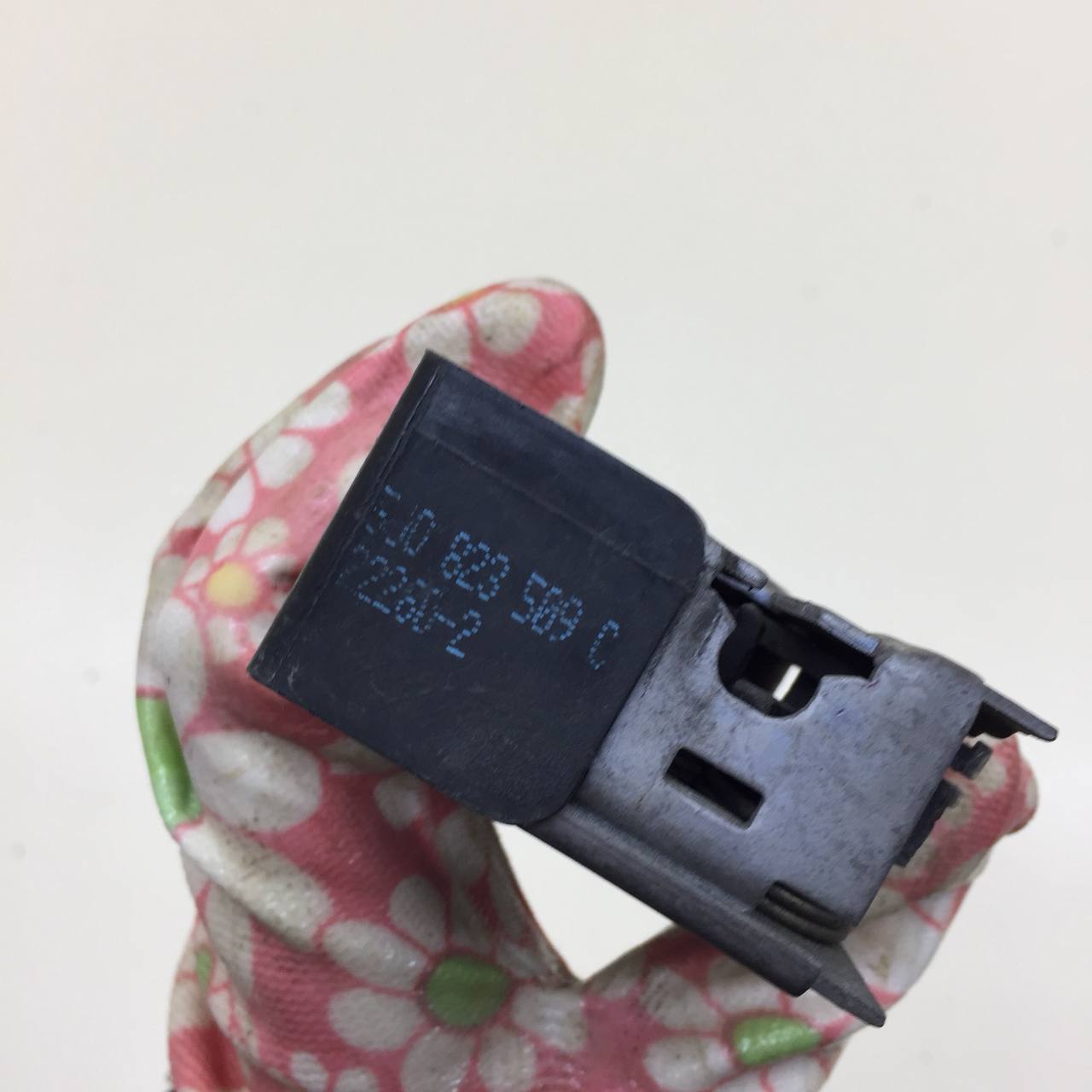 Замок капота Skoda Fabia (5J) 2007-2014