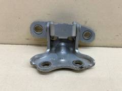 Петля двери задней правой верхняя Hyundai Solaris (RB) 2010-2017