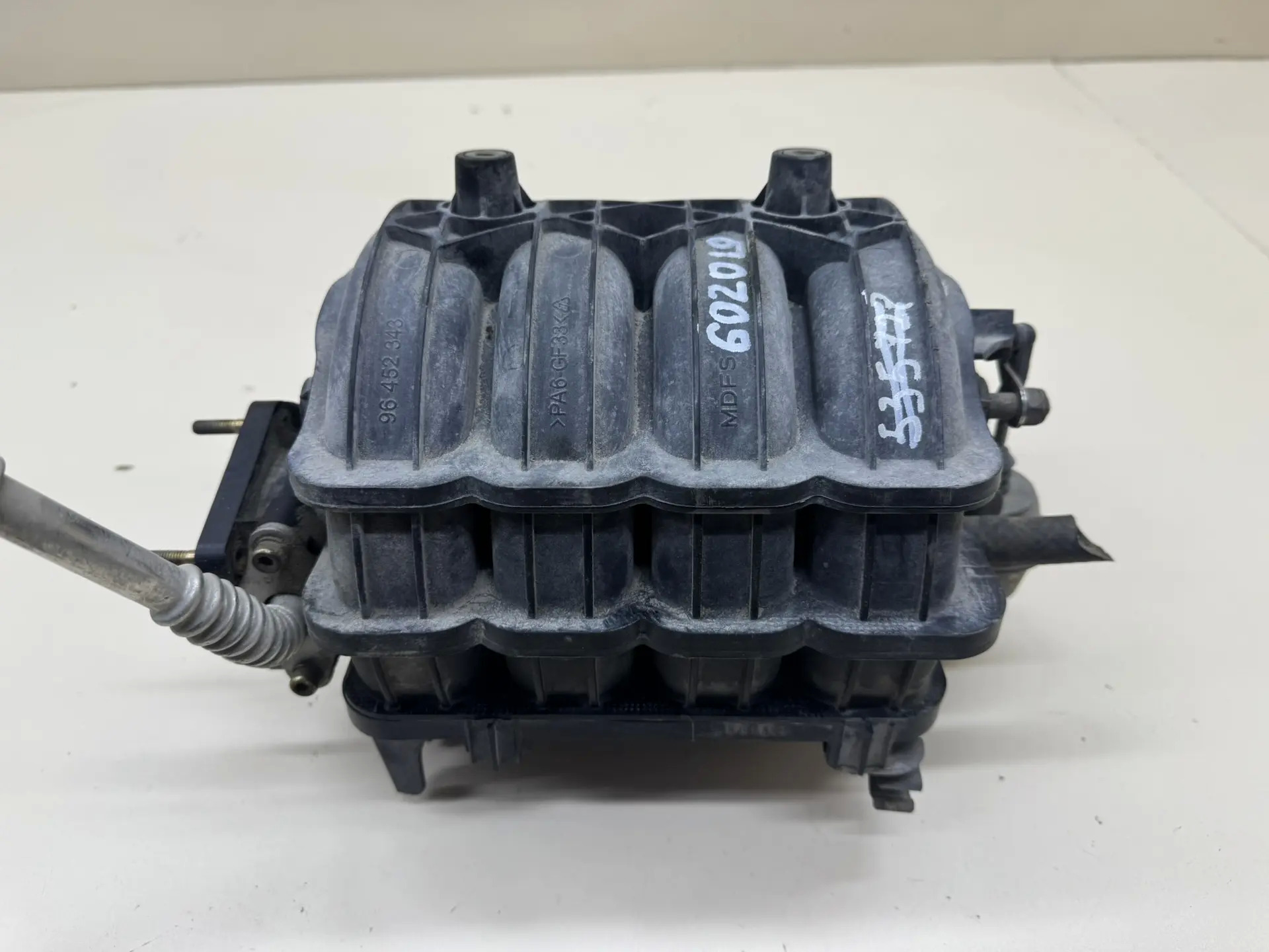 Коллектор впускной Chevrolet Aveo T200 2003-2008