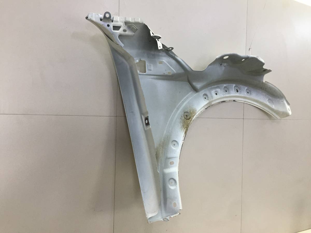 Крыло переднее левое Mini Cooper 2000>