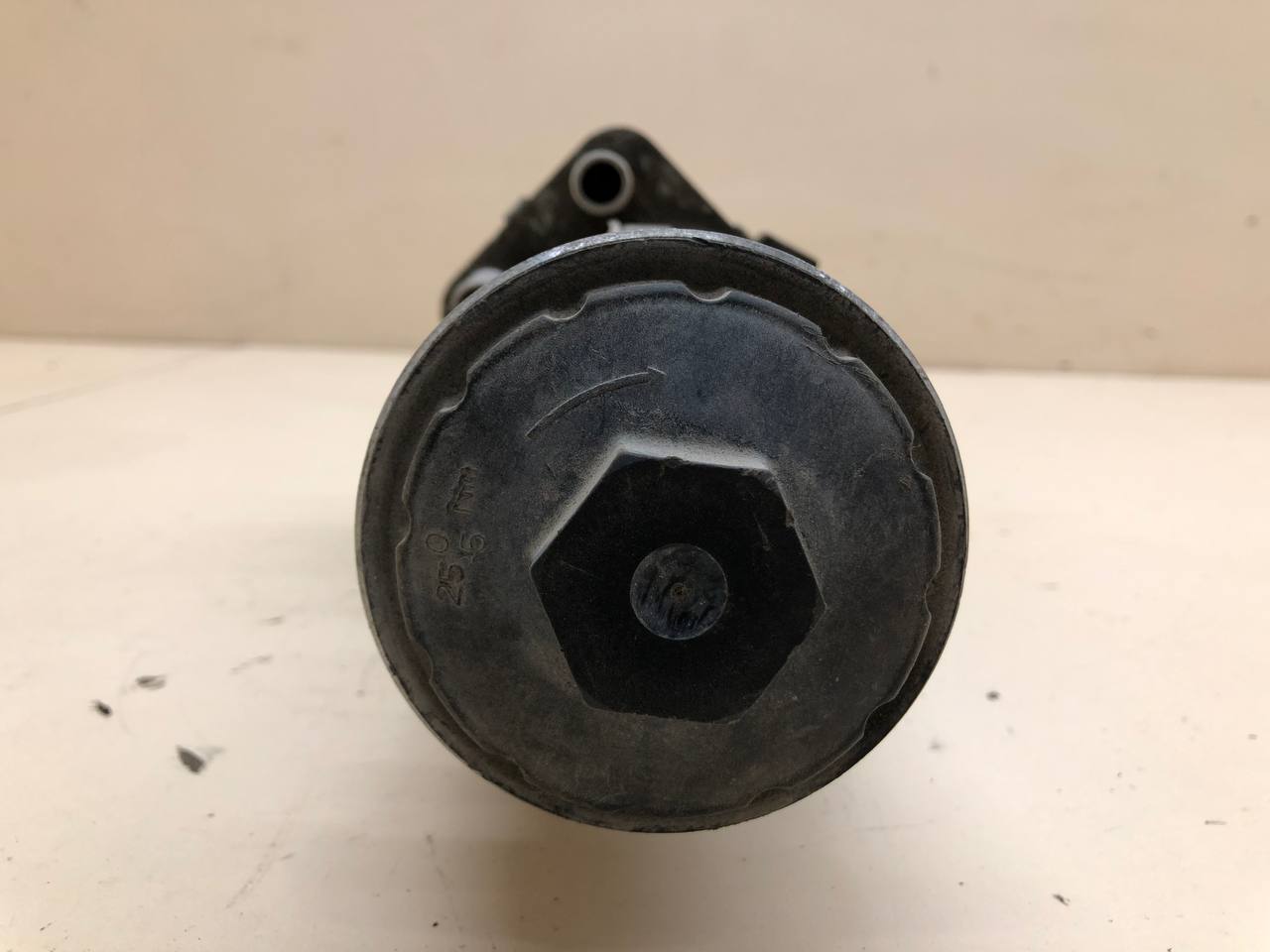 Корпус масляного фильтра Audi A3 (8P) 2004-2013