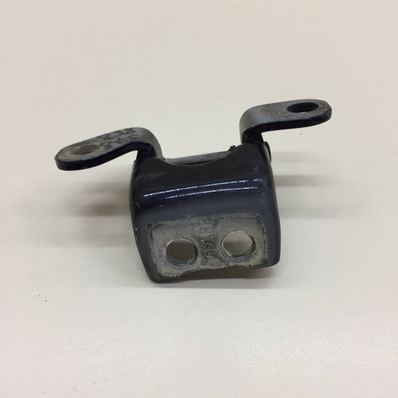 Петля двери задней правой верхняя Honda Civic 4D 2006-2012