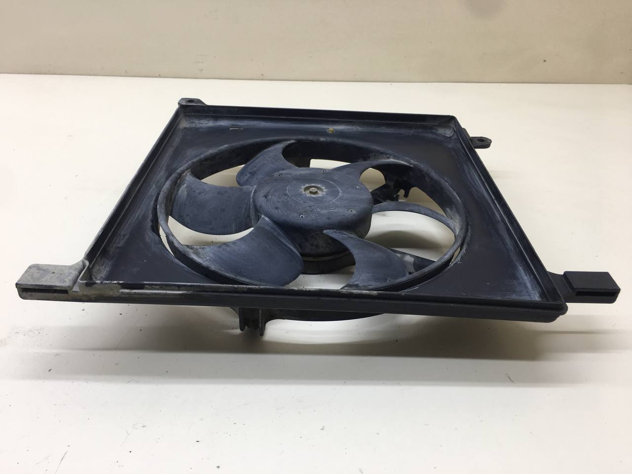 Диффузор вентилятора Daewoo Nexia (N150) 2008-2016