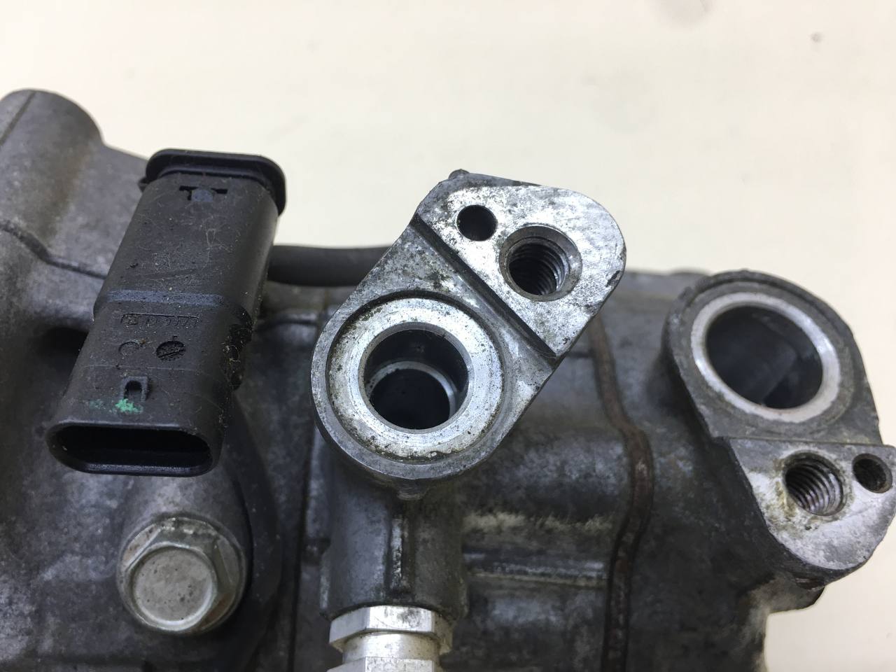 Компрессор системы кондиционирования Mercedes-Benz C-Class (W205) 2014>