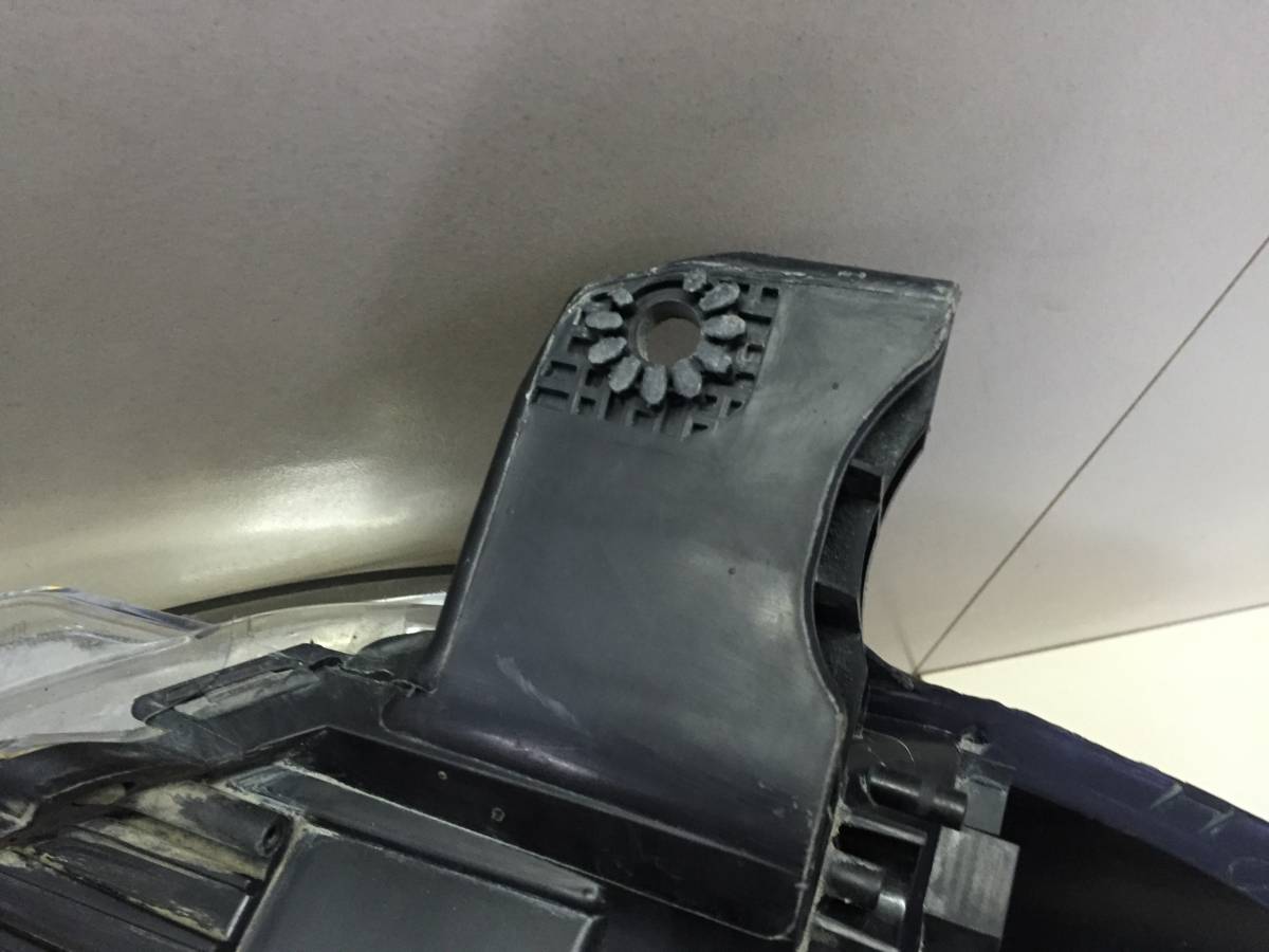 Фара левая Citroen DS3 2009>