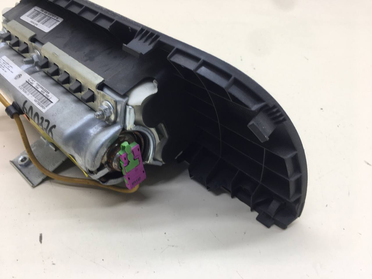 Подушка безопасности пассажирская (в торпедо) Fiat Albea 2002-2012