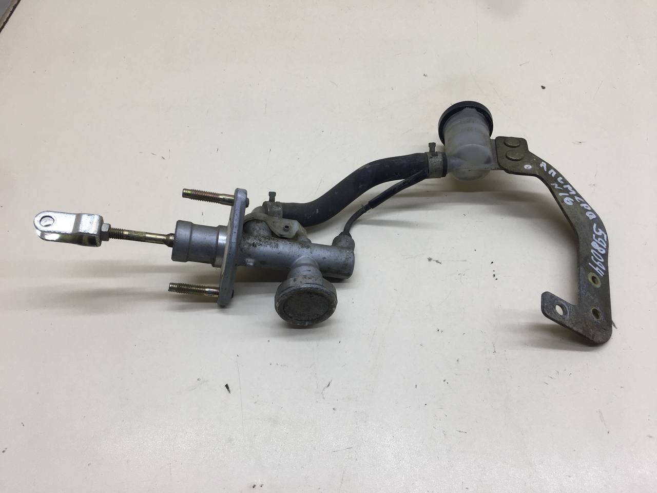 Цилиндр сцепления главный Nissan Almera (N16) 2000-2006