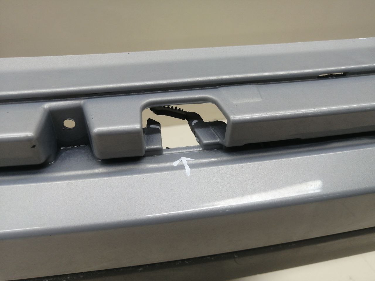 Бампер задний Land Rover Range Rover Evoque  2018>