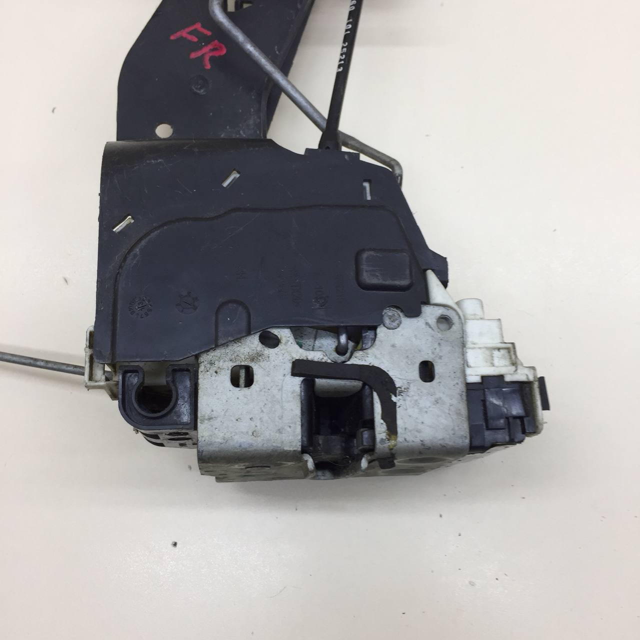 Замок двери передней правой Jeep Grand Cherokee (WK2) 2010>