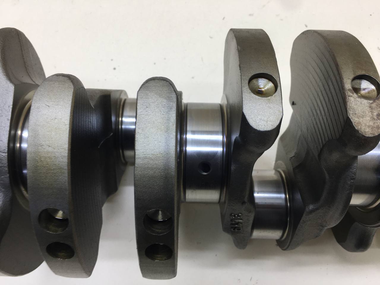 Коленвал Volvo XC90 2002-2015