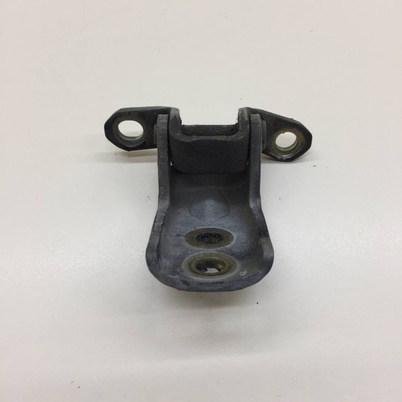 Петля двери передней правой верхняя Nissan Primera (P12) 2002-2007