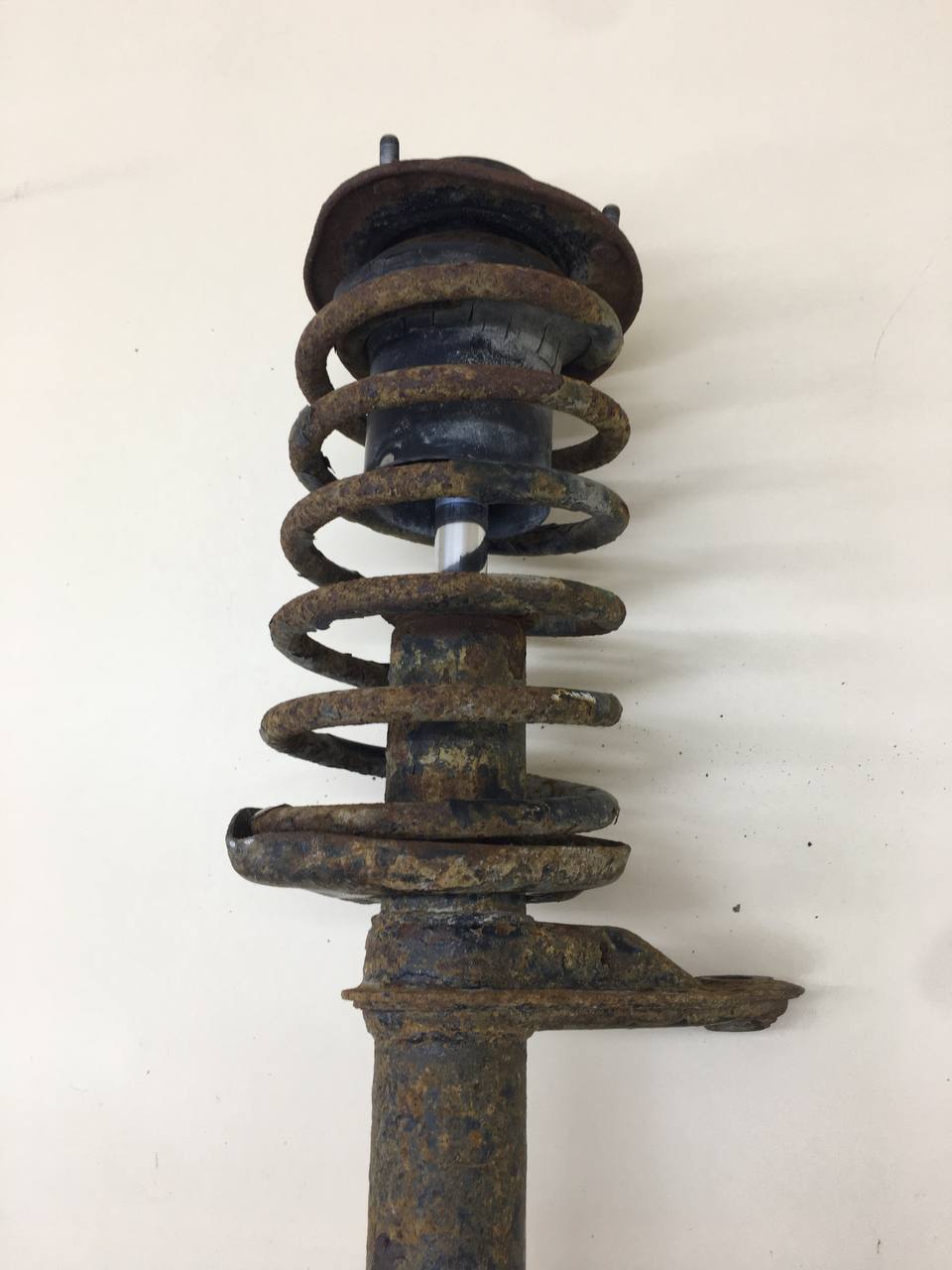 Кулак поворотный передний правый ZAZ Chance 2009-2014