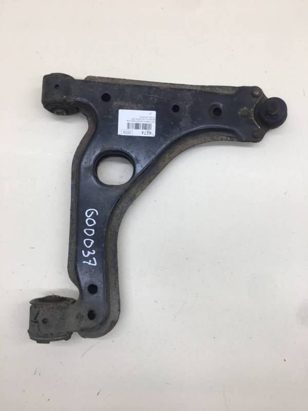 Рычаг передний правый Opel Astra H / Family 2004-2015