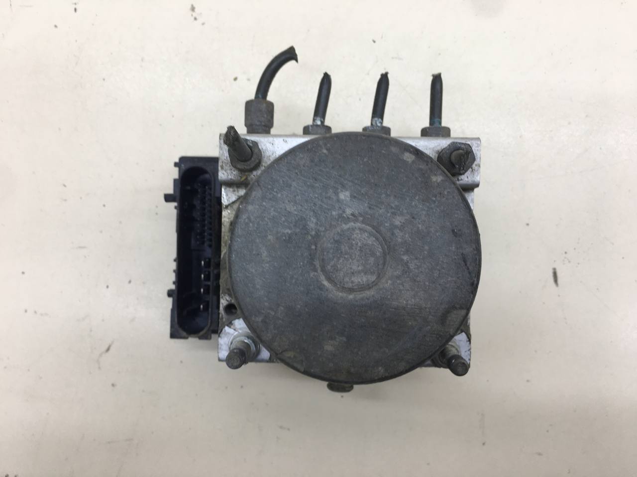 Блок ABS (насос) Nissan Almera Classic (B10) 2006-2013