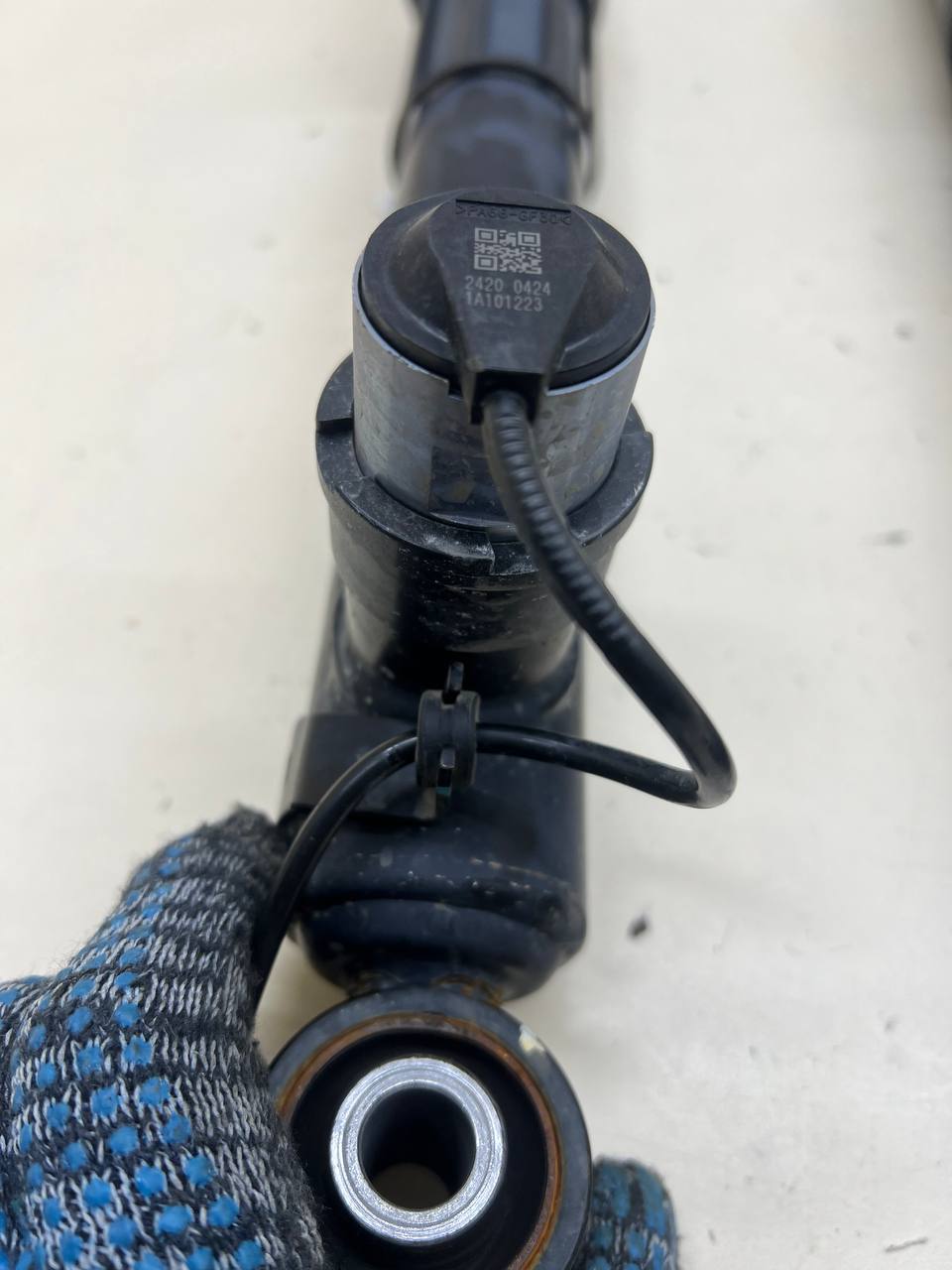 Амортизатор задний EXEED RX 2022>