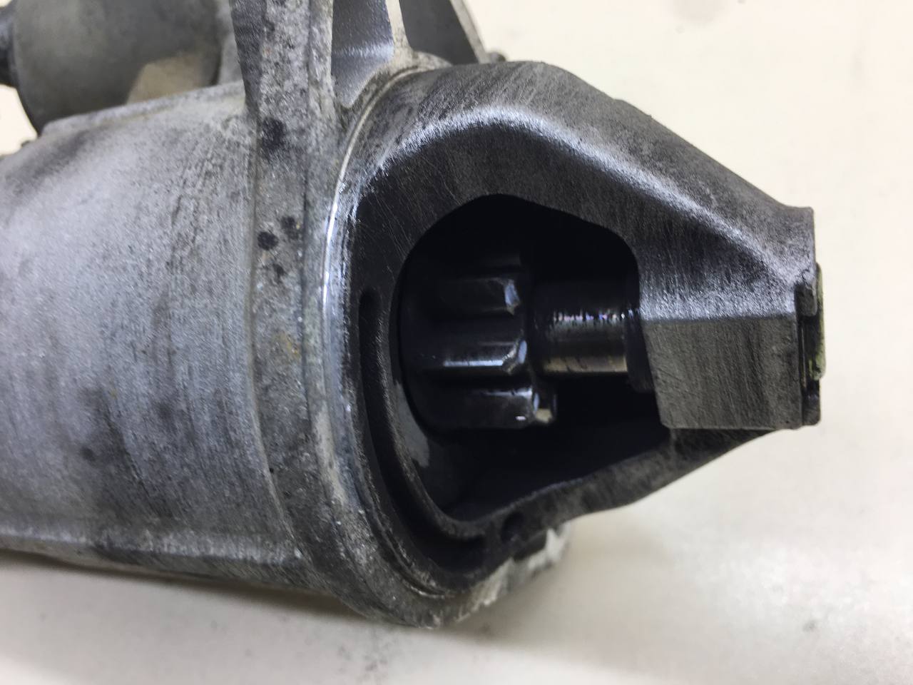 Стартер Nissan Almera (N16) 2000-2006