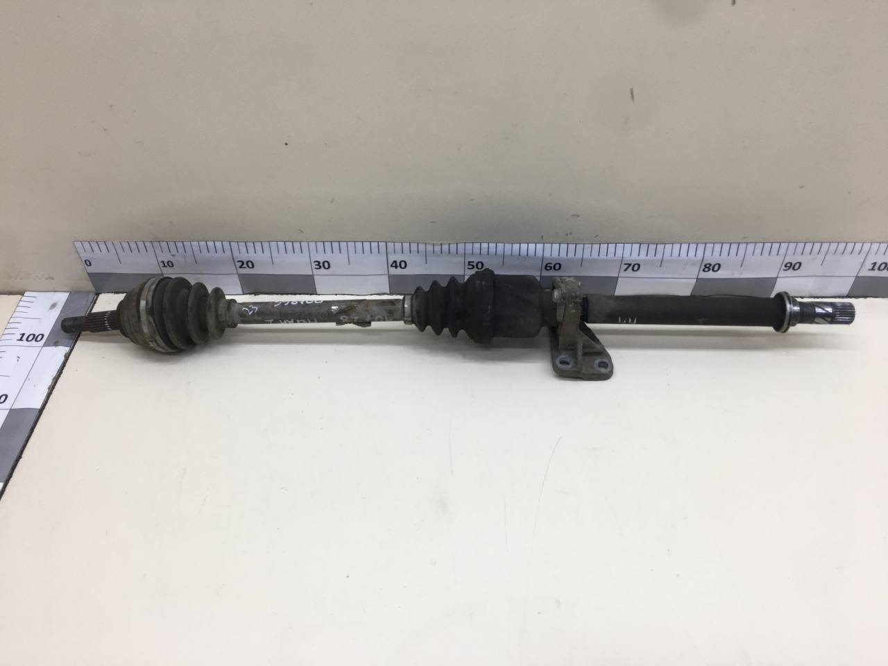 Полуось передняя правая Renault Megane (2) 2002-2009