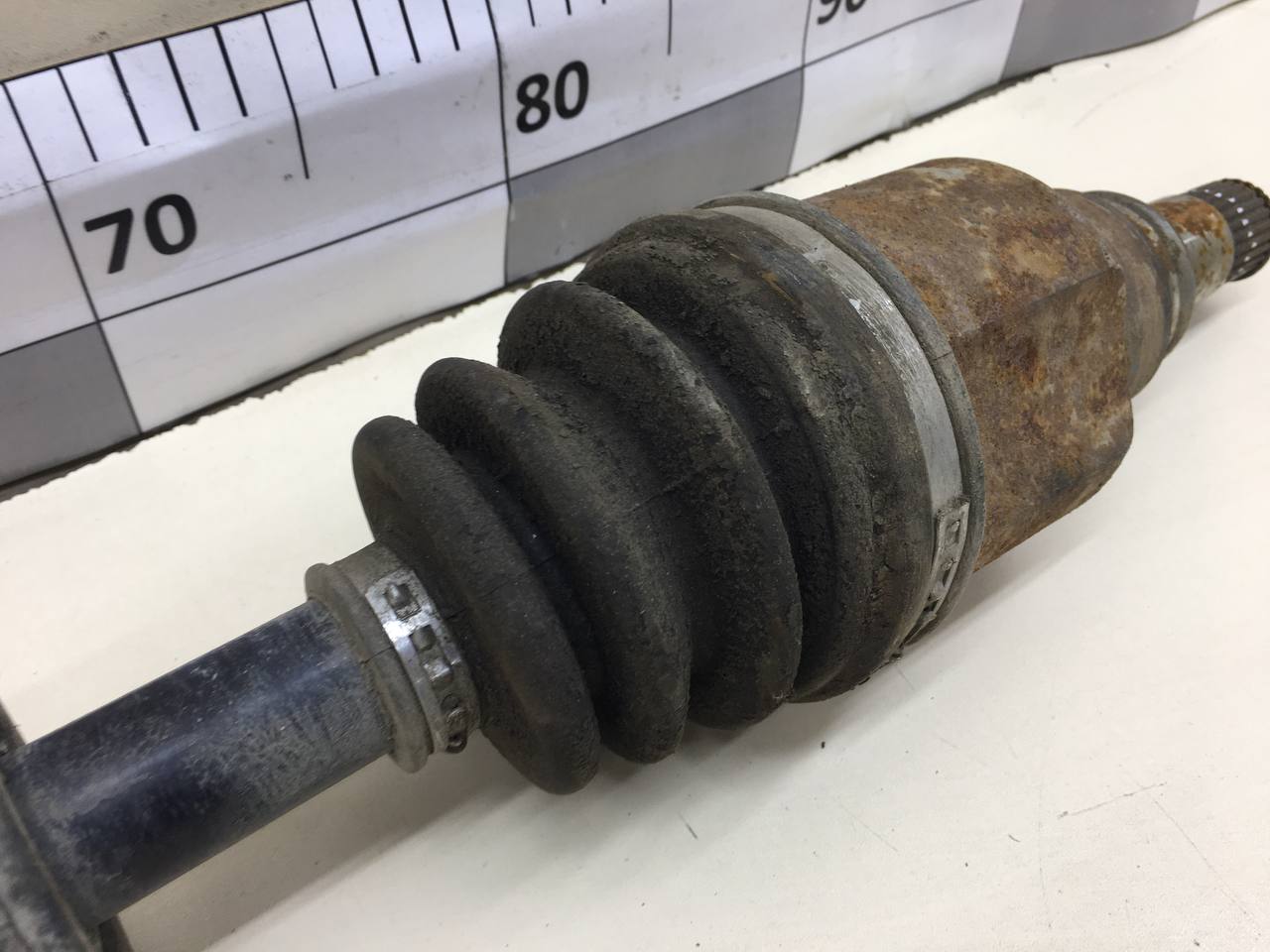 Полуось передняя правая Geely Emgrand EC7 2008>