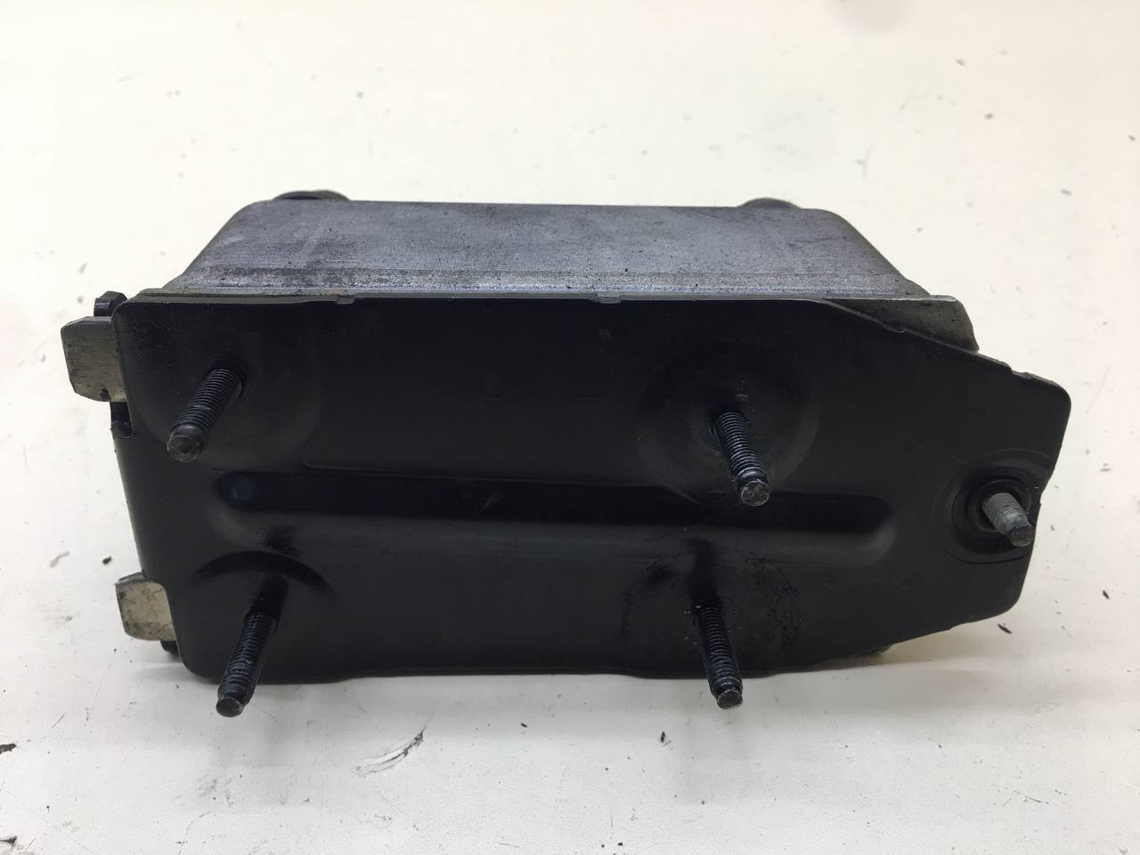 Радиатор (маслоохладитель) АКПП Jaguar XF 2007-2015