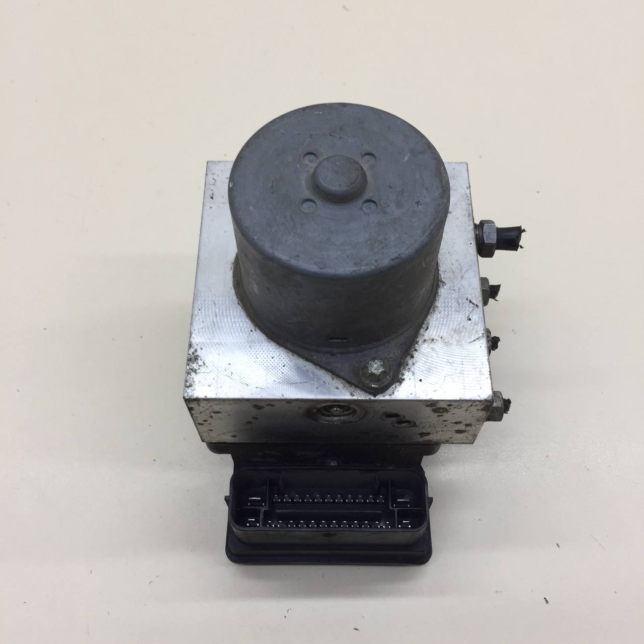 Блок ABS (насос) Ford Mondeo 4 2007-2015