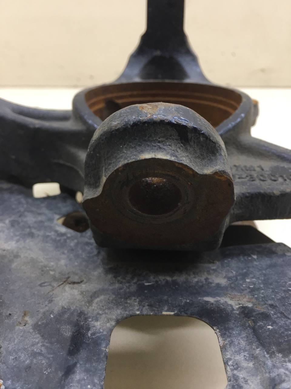 Кулак поворотный передний левый Jetour Dashing 2022>