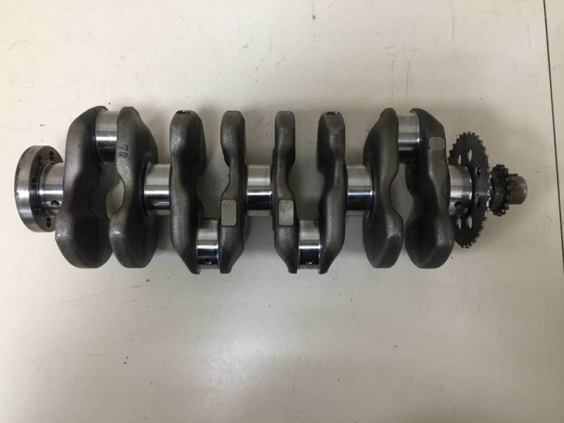 Коленвал Toyota Rav 4 (XA40) 2013-2019