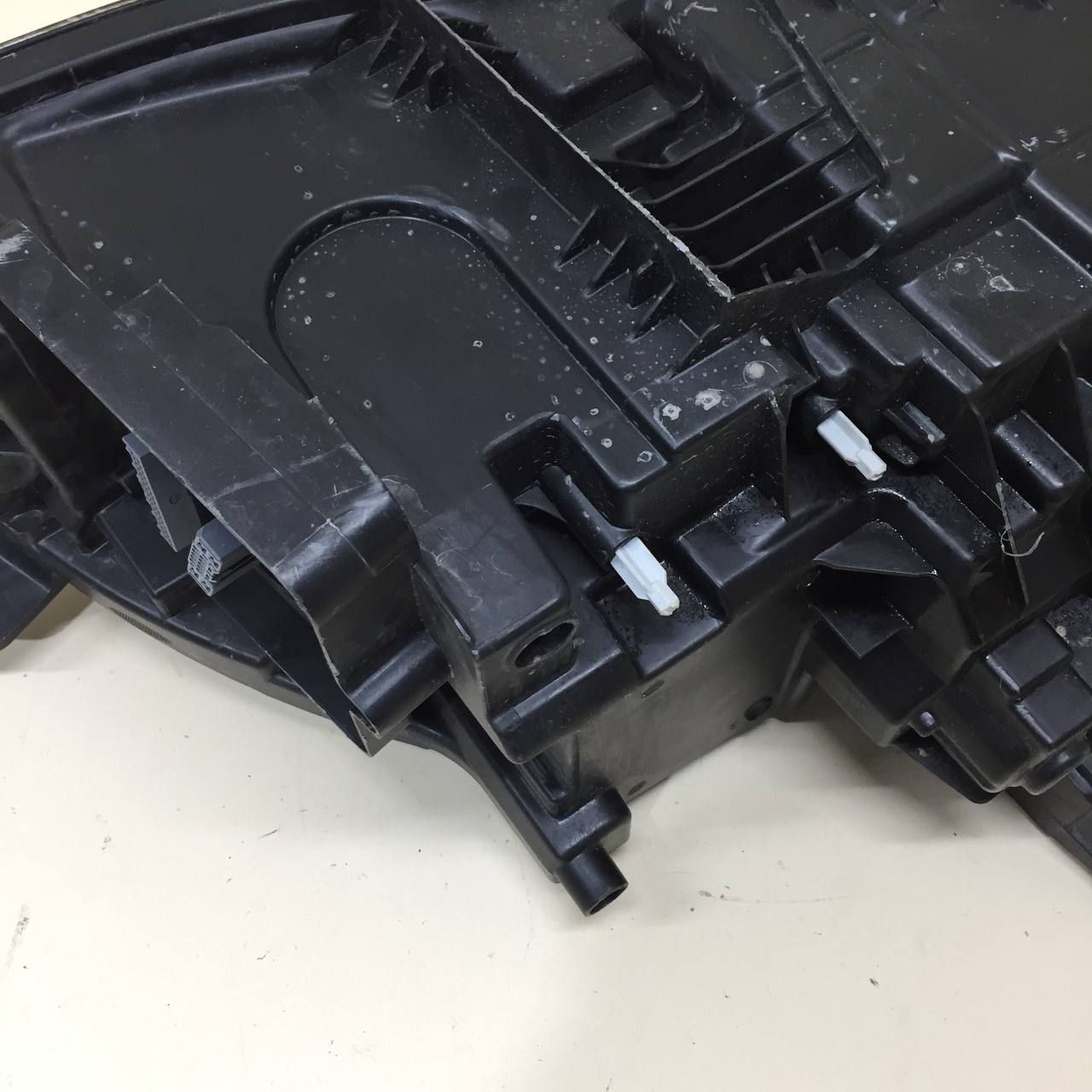 Фара левая Volvo XC90 2015>